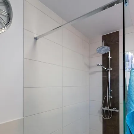 Traum 5 Apartment *