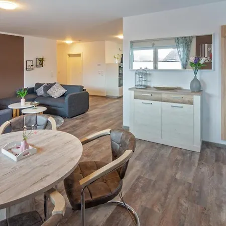 Apartment Traum 5 *
